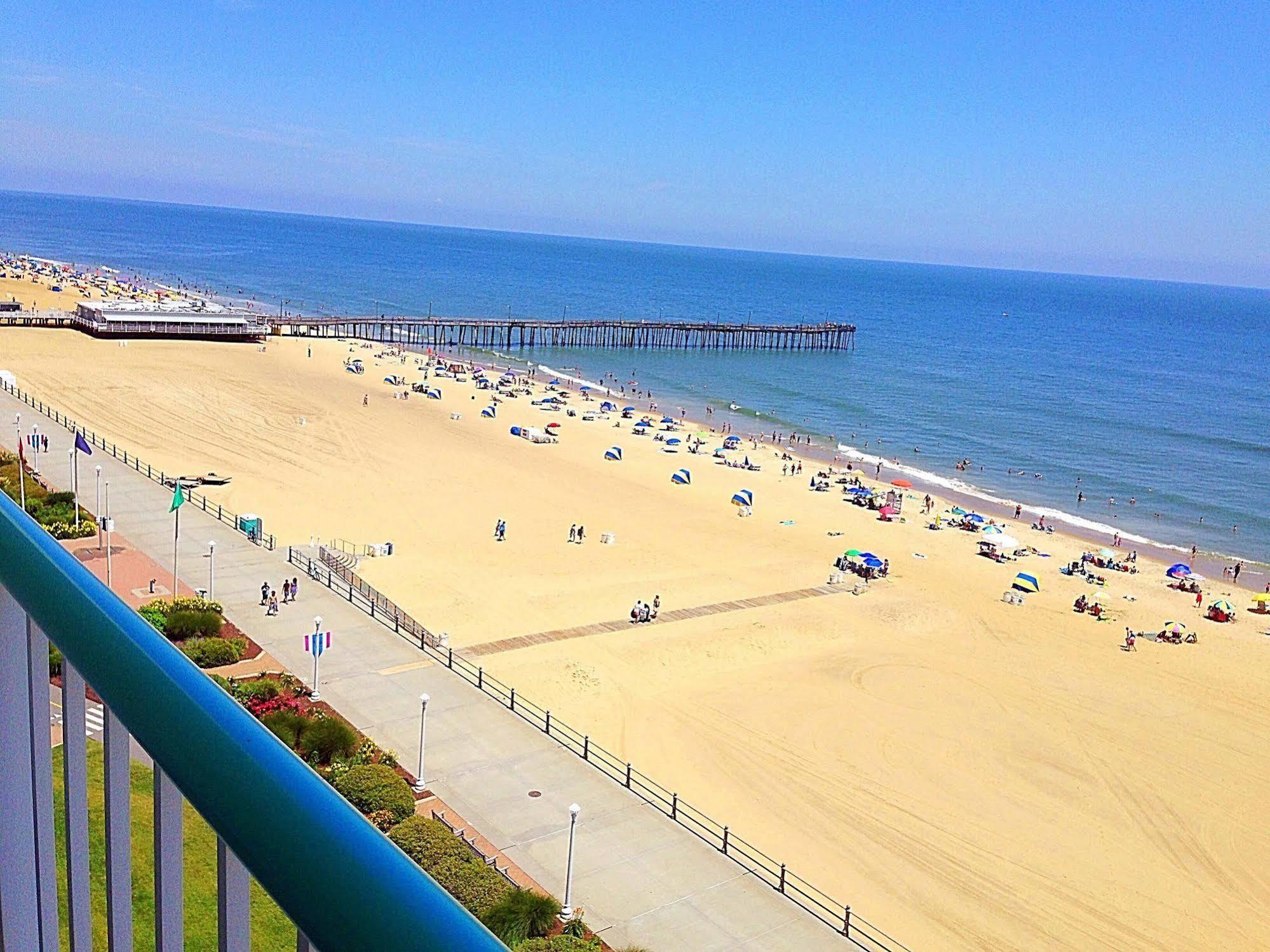 Baymont By Wyndham Virginia Beach Oceanfront エクステリア 写真